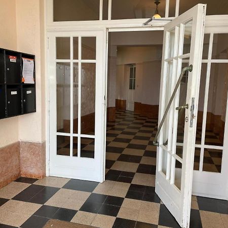 אוסטנדה Uniek Appartement Op De Zeedijk Met Parking מראה חיצוני תמונה