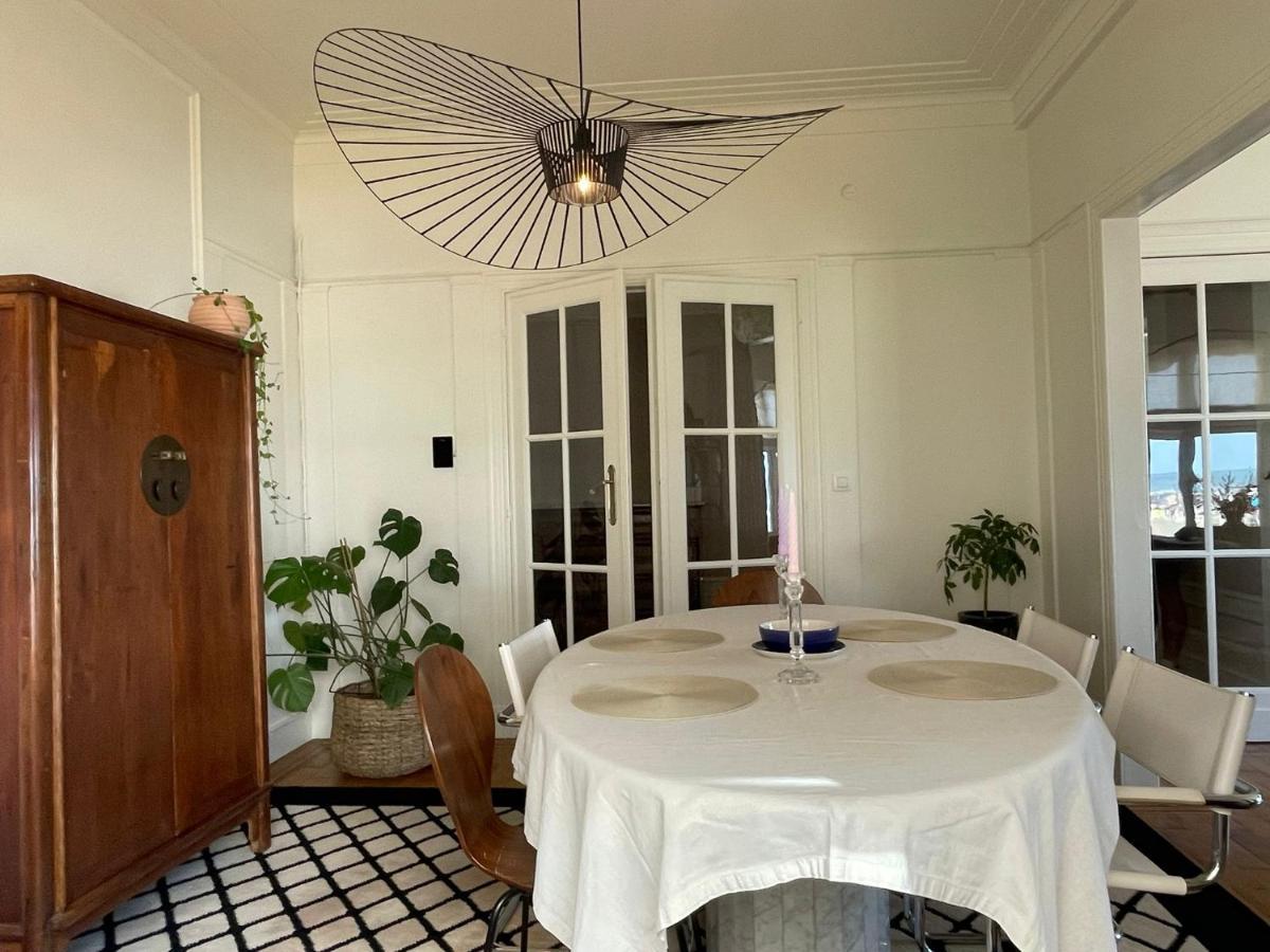 אוסטנדה Uniek Appartement Op De Zeedijk Met Parking מראה חיצוני תמונה